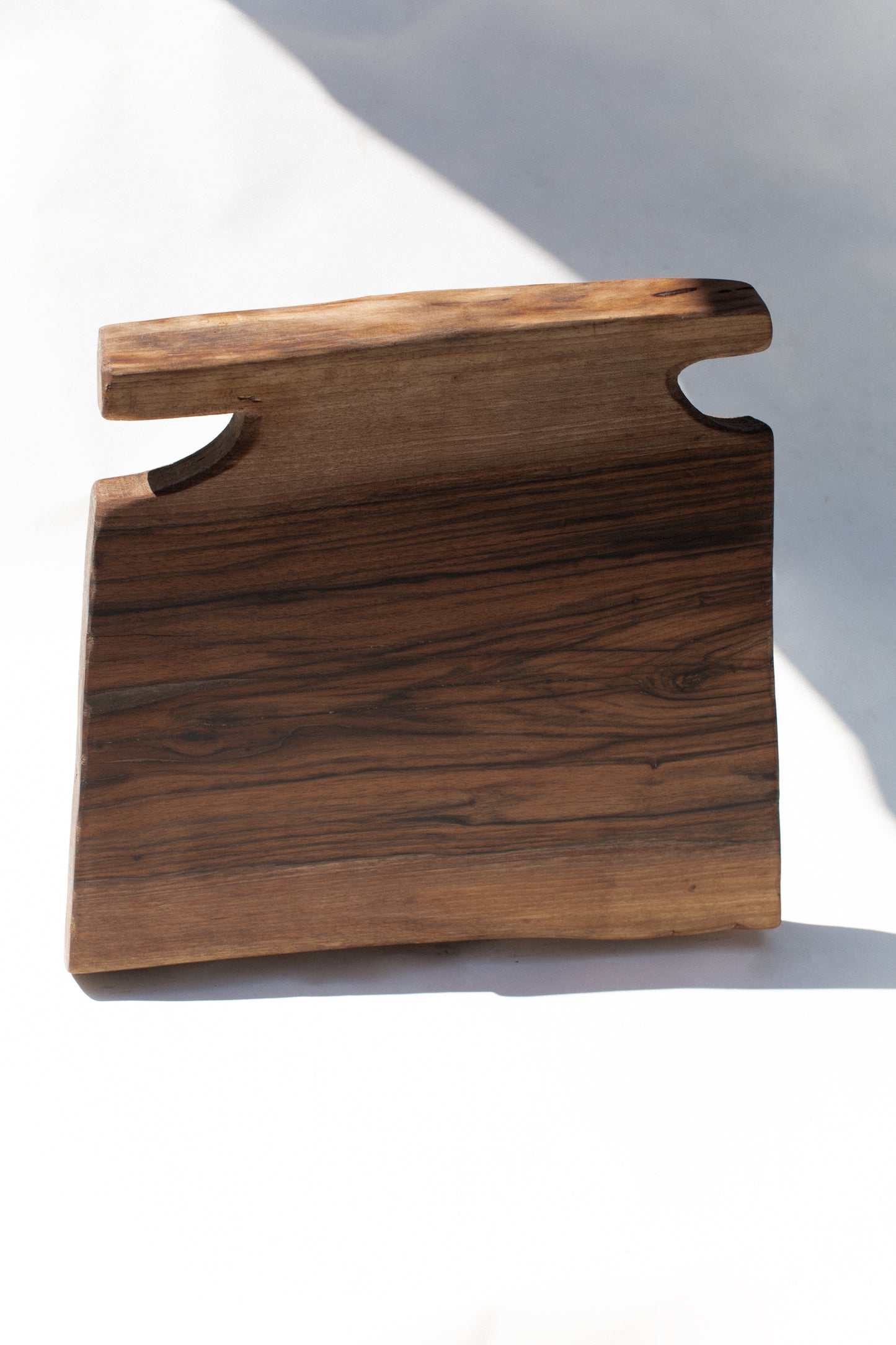 Walnut Shape 08