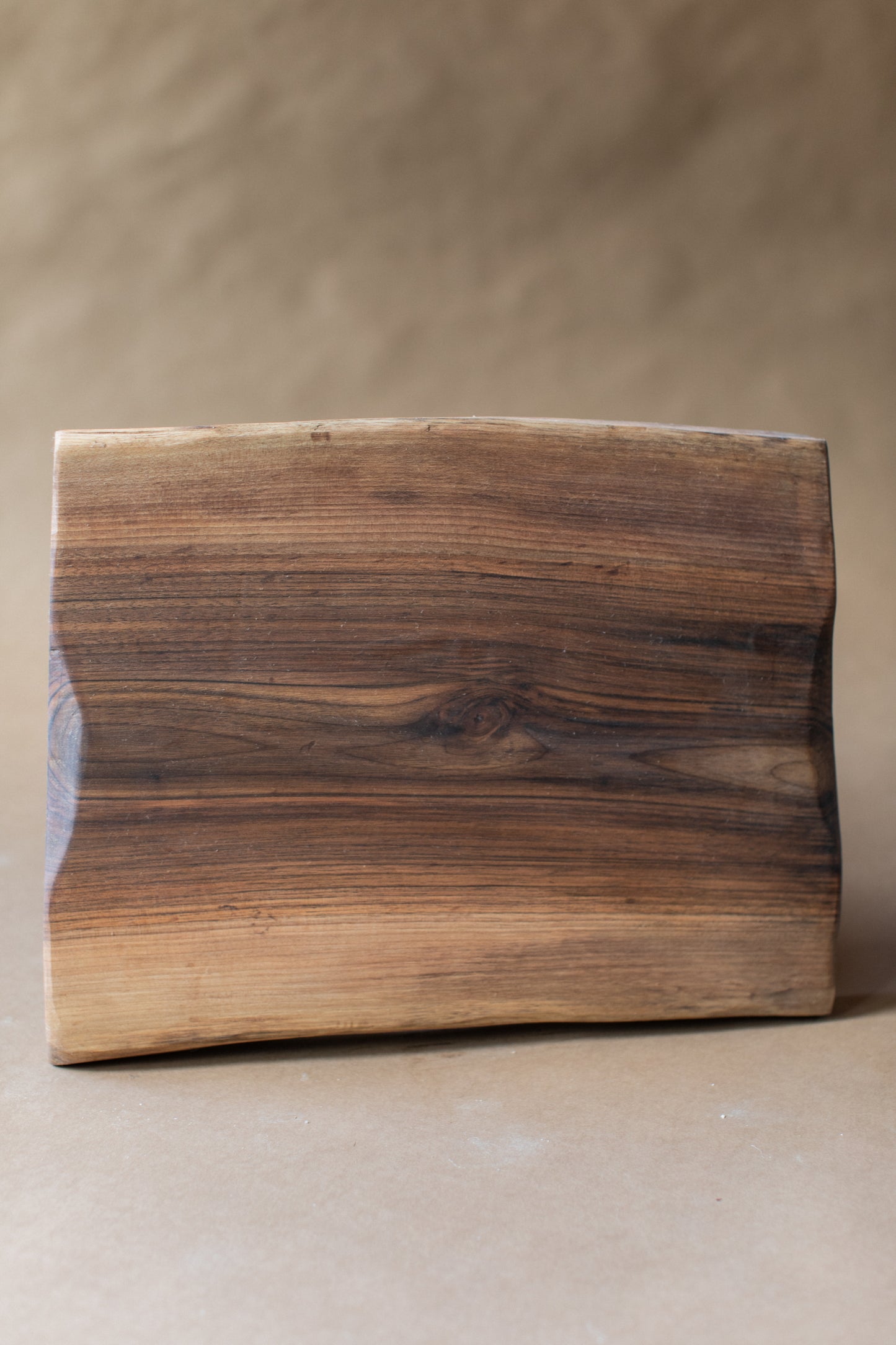 Walnut Shape 06