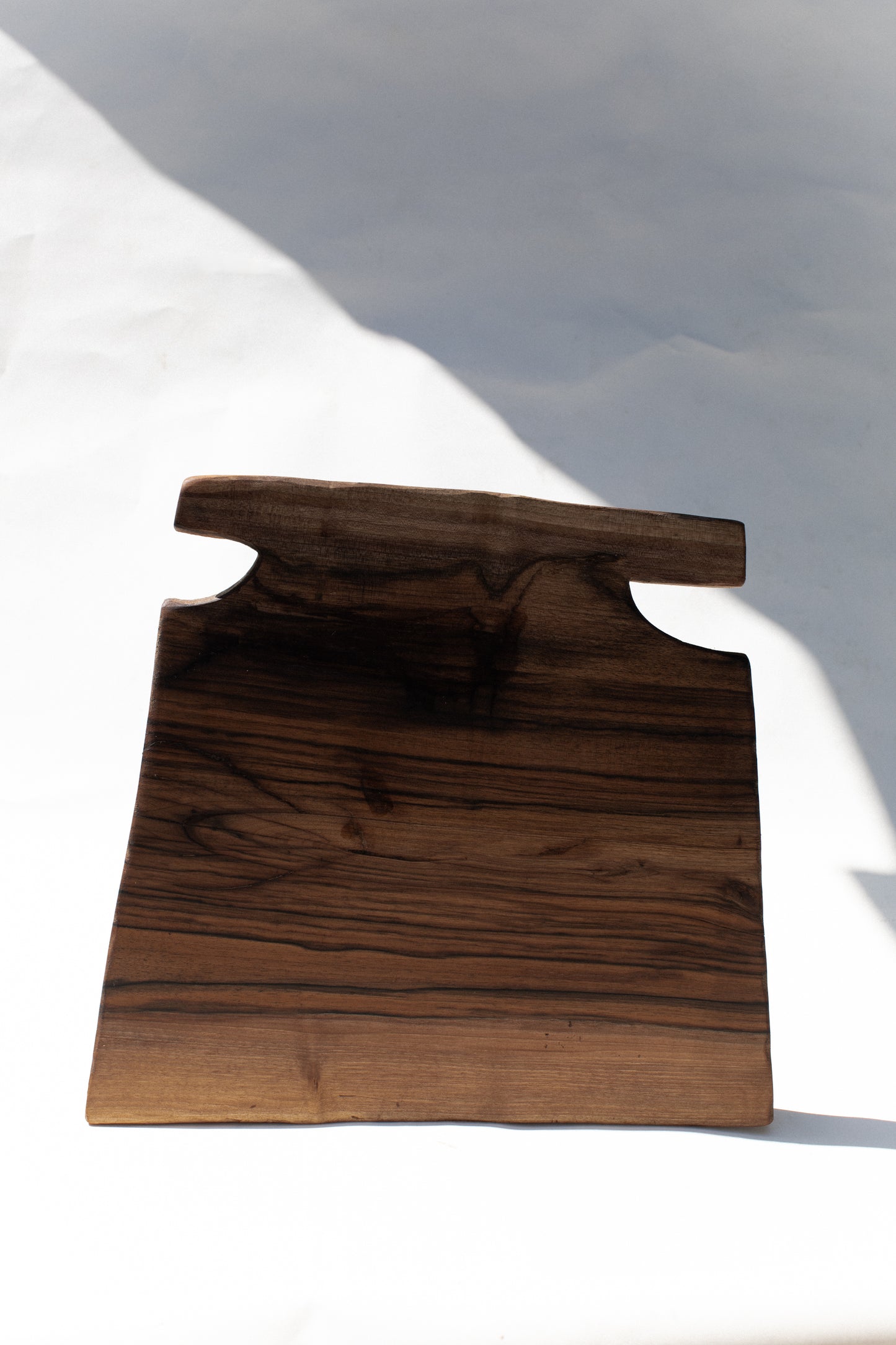Walnut Shape 08